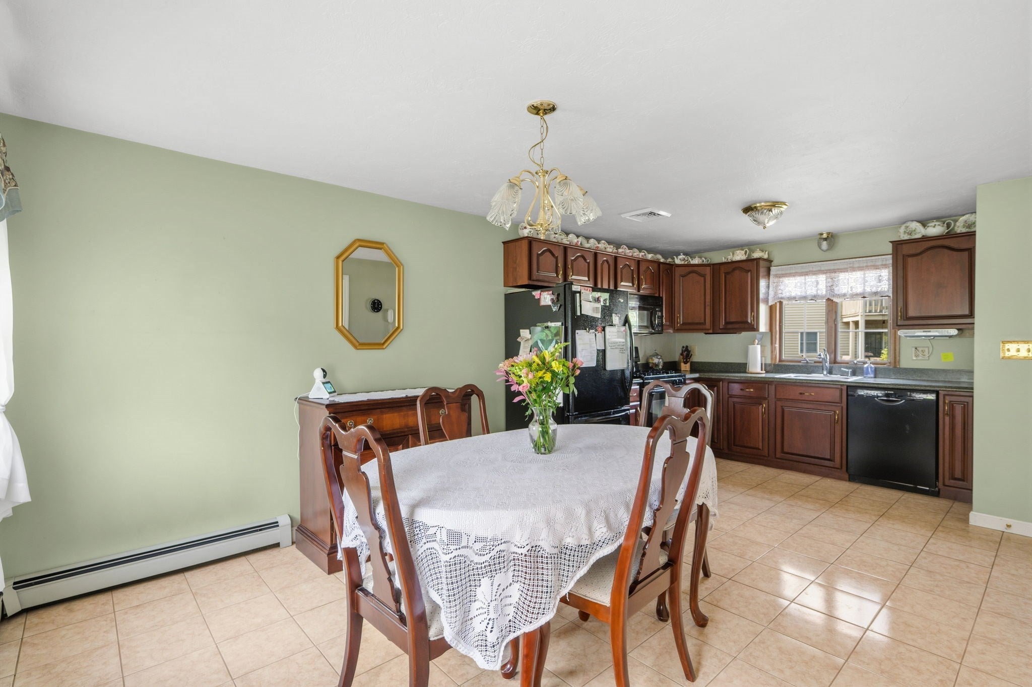 279 Central St #279, East Bridgewater, MA Photo #8