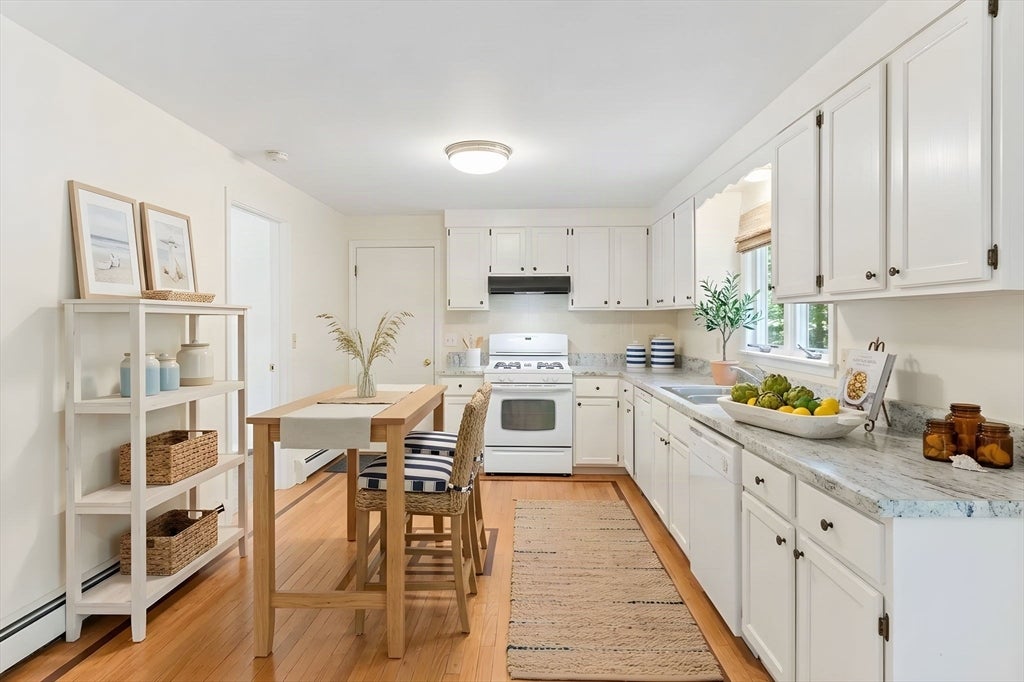 49 Bramblebush Dr #49, Barnstable, MA, 49 Bramblebush Dr #49, Barnstable, MA Photo #9