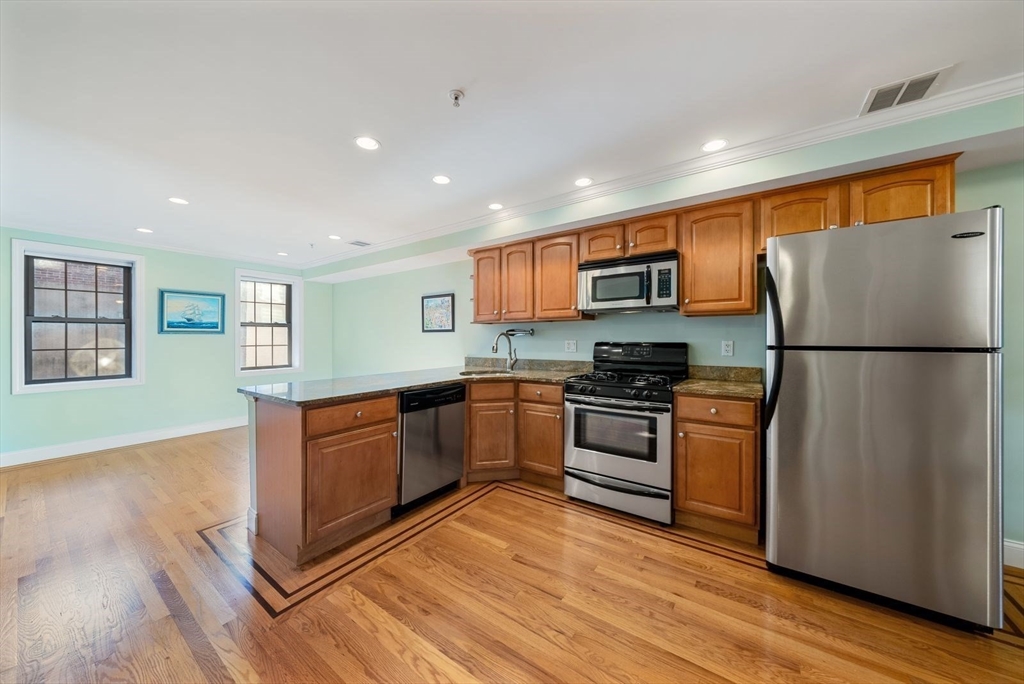11 Wiget Street 4