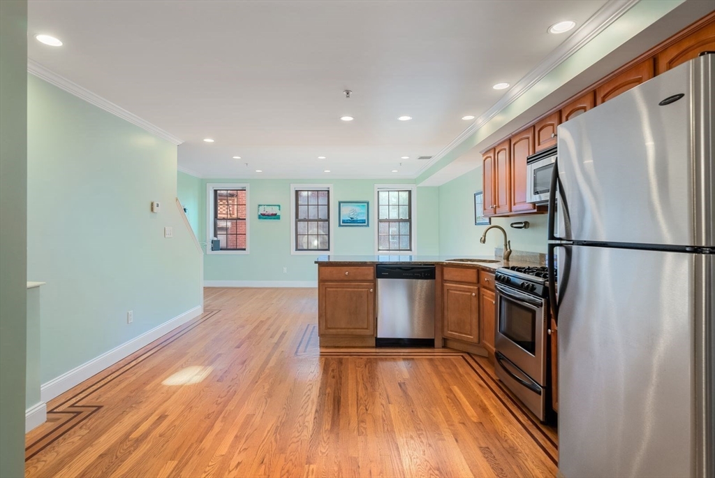 11 Wiget Street 4