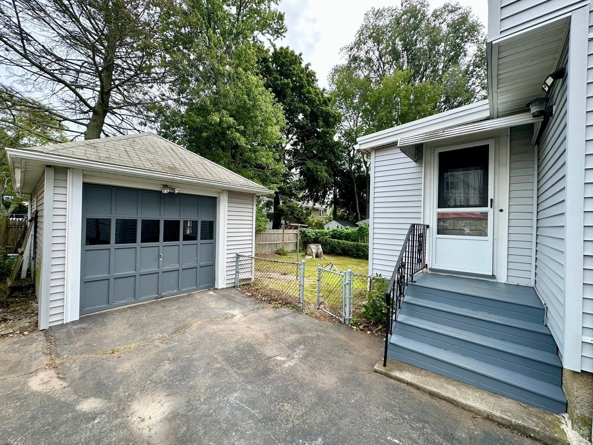 91 Davis St