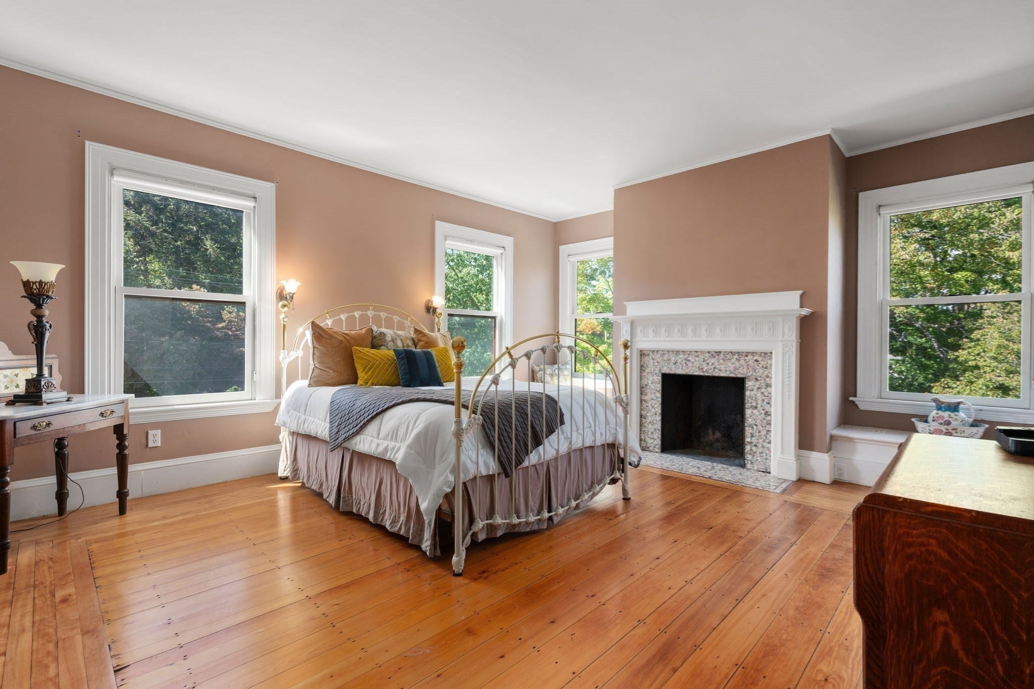 367 Otis St, Newton, MA Photo #20