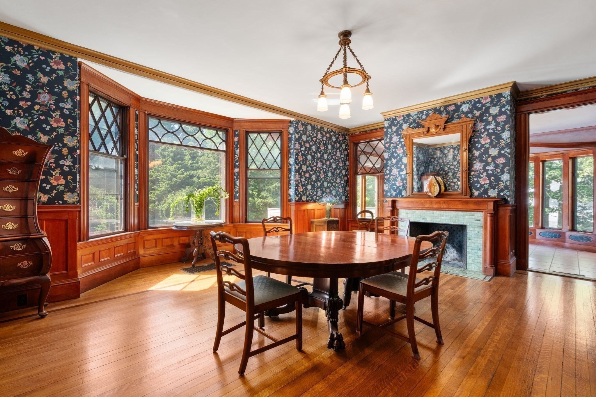 367 Otis St, Newton, MA Photo #8