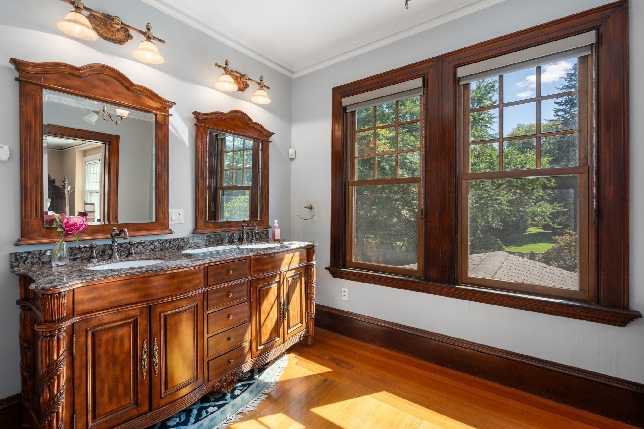 367 Otis St, Newton, MA Photo #18