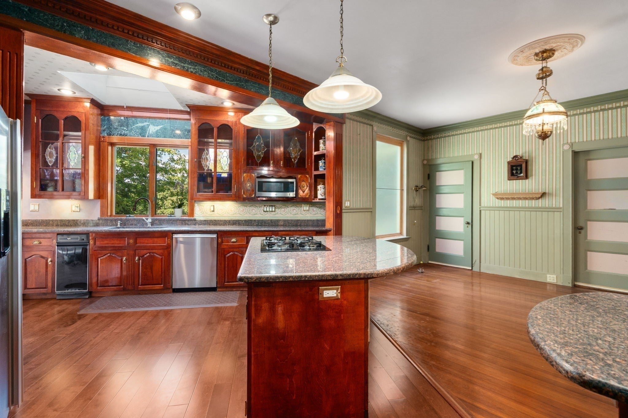 367 Otis St, Newton, MA Photo #11