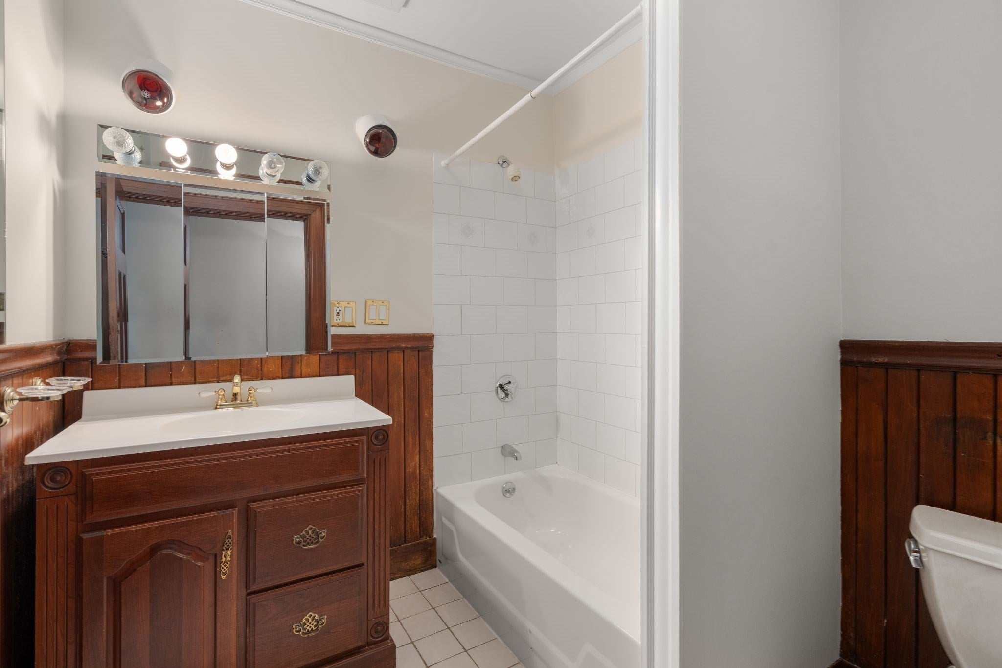 367 Otis St, Newton, MA Photo #29