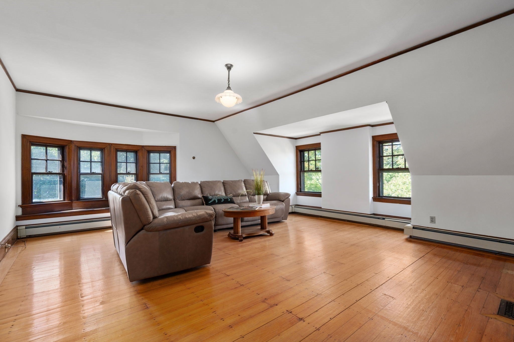 367 Otis St, Newton, MA Photo #26