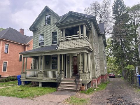 Photo of 174 Bowdoin St, Springfield, MA 01109 (MLS # 73514142)
