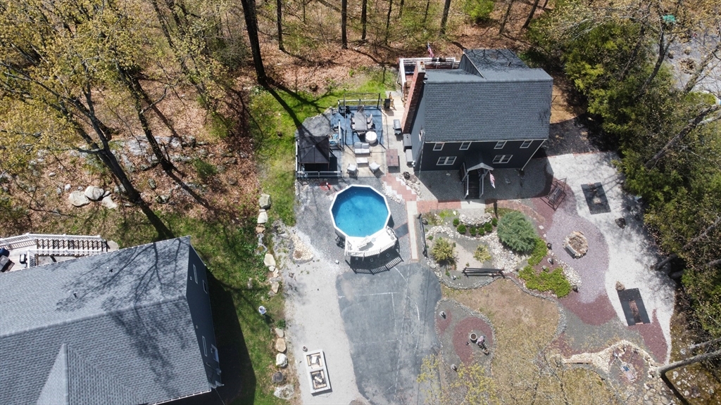 40 Scenic Ave