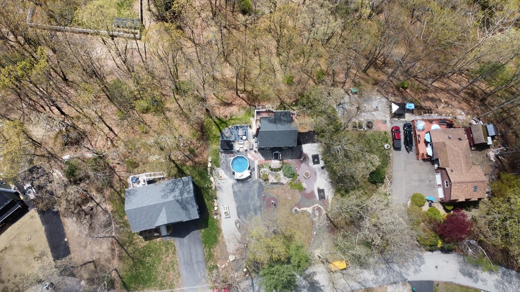 40 Scenic Ave