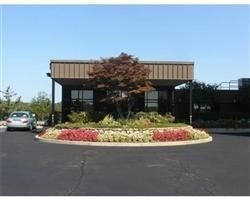 40 Village Rd. 606