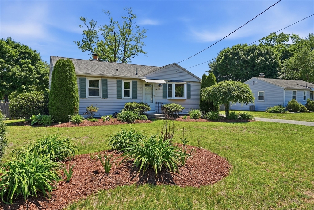 36 Vadnais St