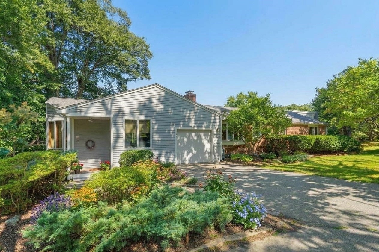 52 Hickory Rd, Sudbury, MA, 52 Hickory Rd, Sudbury, MA Photo #1