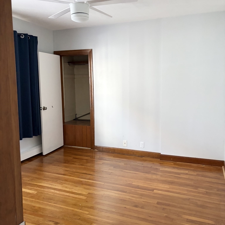 30 Clarence St