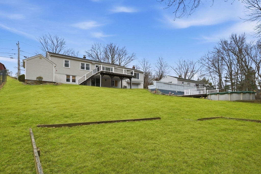 105 Mountain View St