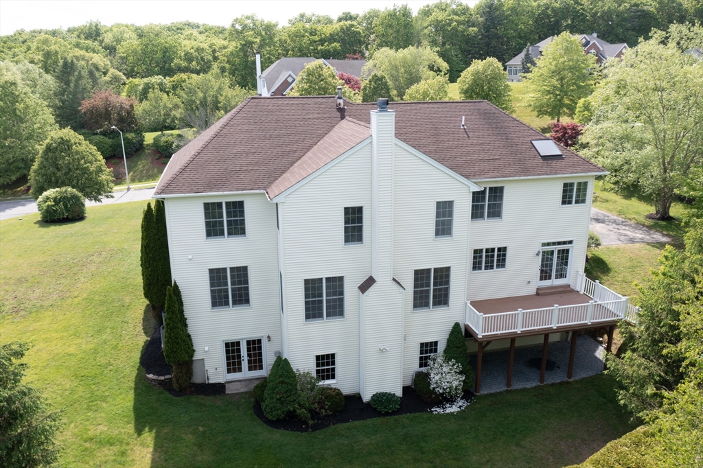 10 Valley View Dr