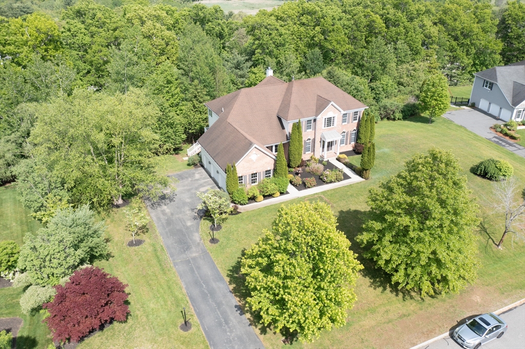 10 Valley View Dr