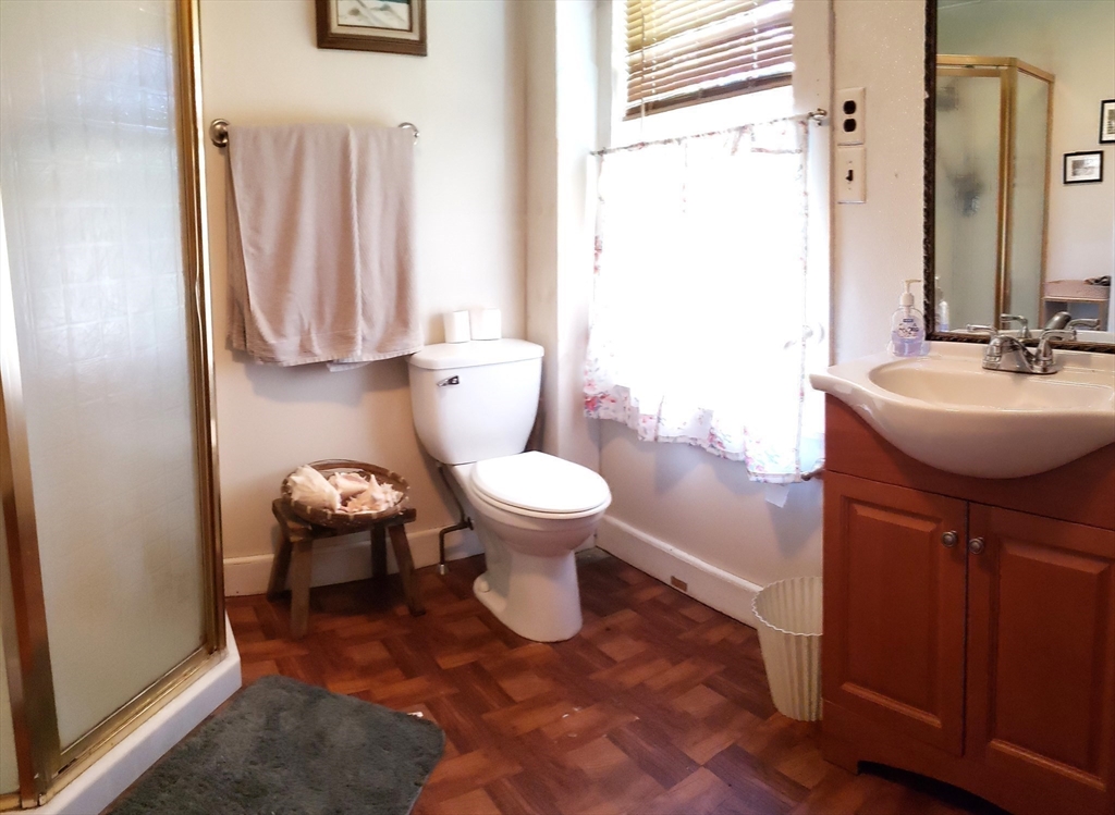 Huntington, Massachusetts 01050, United States, 3 Bedrooms Bedrooms, ,2 BathroomsBathrooms,Residential,Active,213452