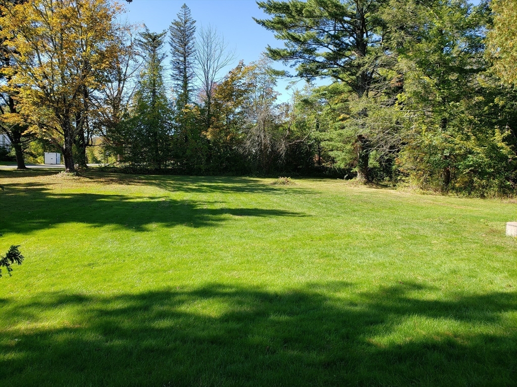 Huntington, Massachusetts 01050, United States, 3 Bedrooms Bedrooms, ,2 BathroomsBathrooms,Residential,Active,213452