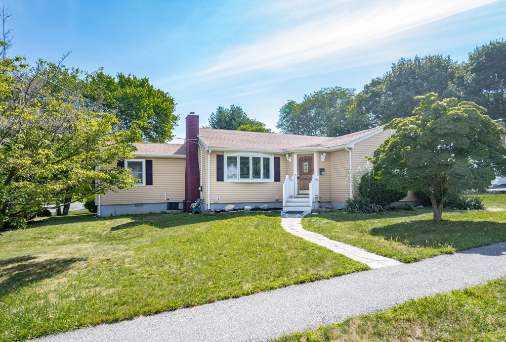 27 Evans Rd
