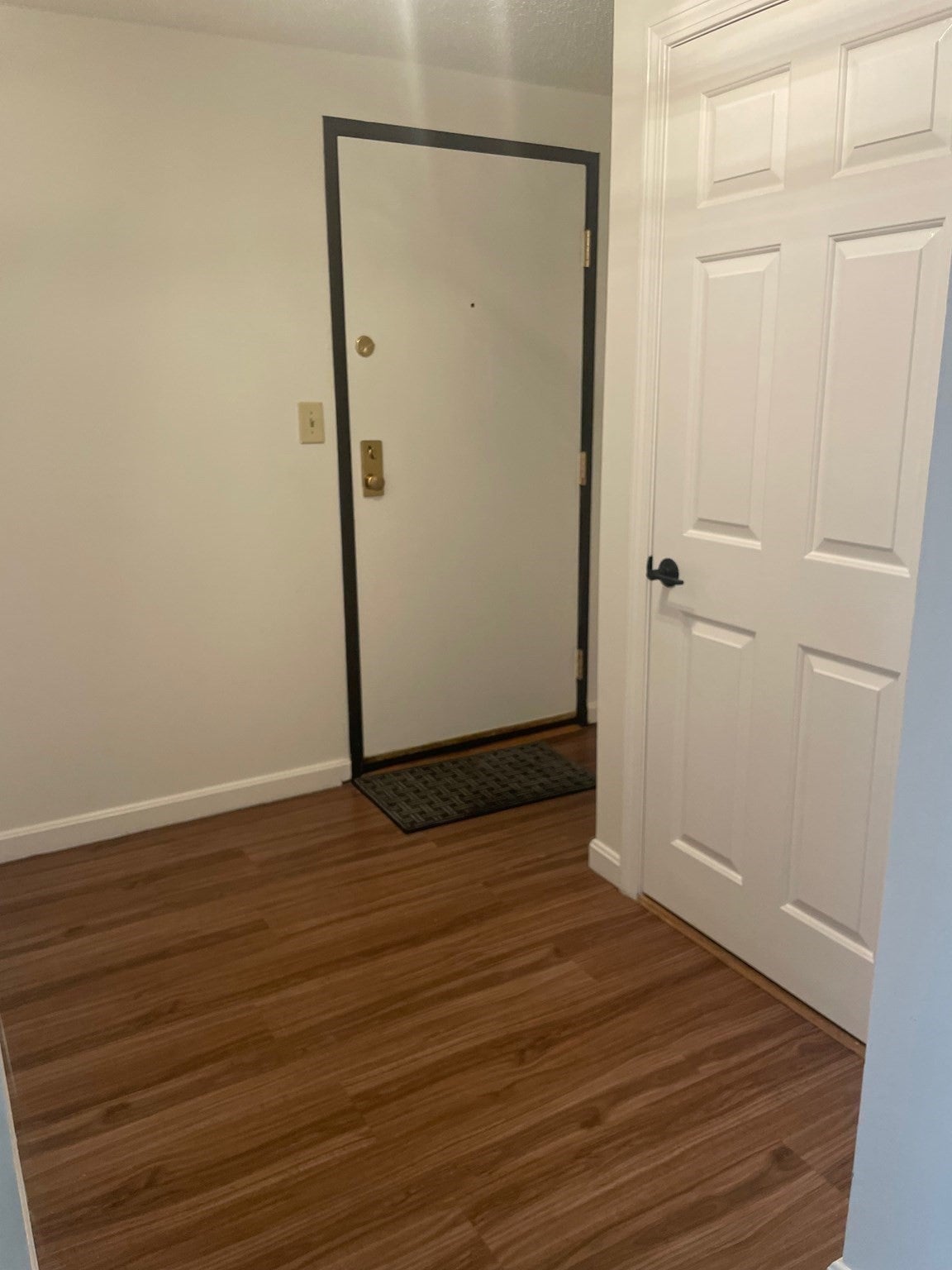 8 Ninth Street 102