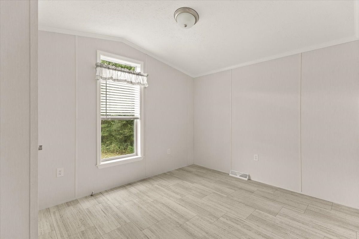 1540 Broadway 20