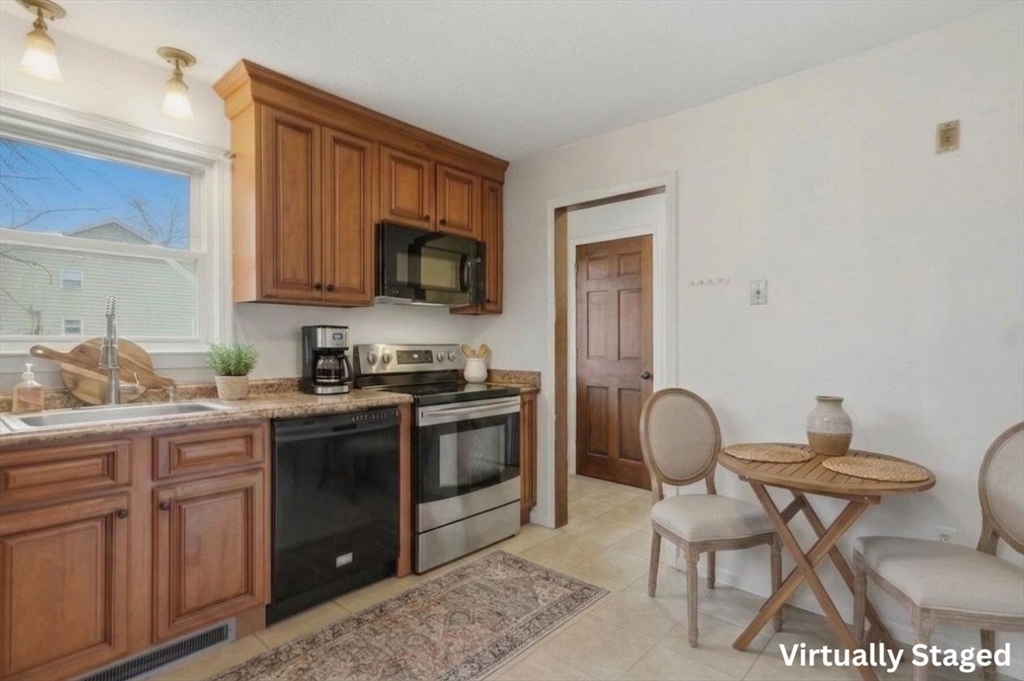 179 Pleasant Valley Street #F, Methuen, MA Photo #10