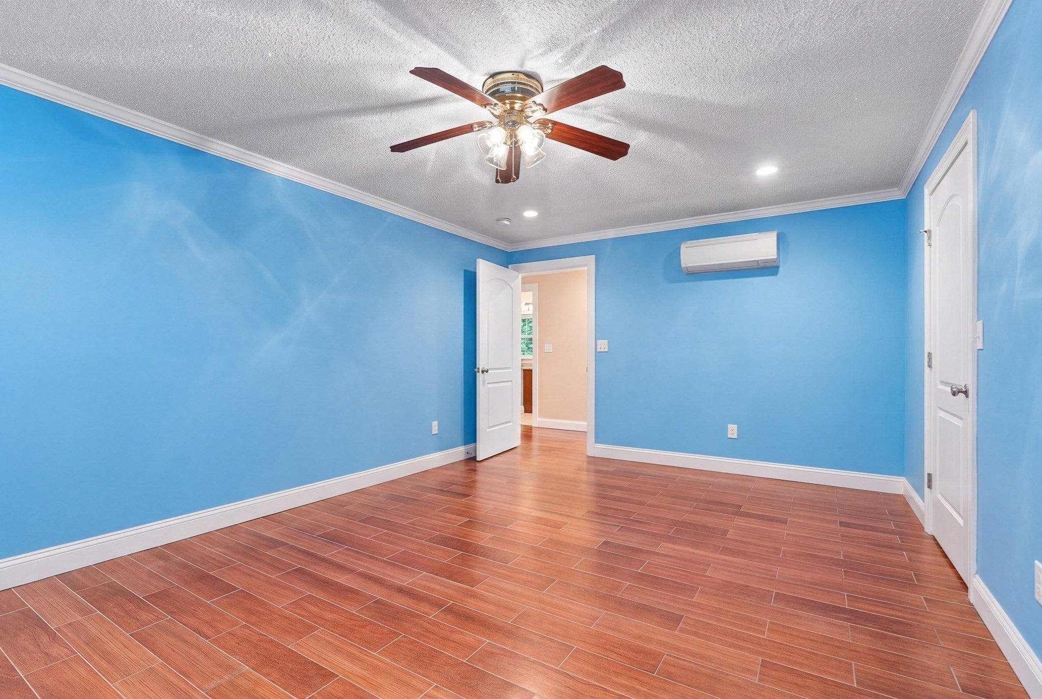 1300 Lakeview Avenue, Dracut, MA Photo #21