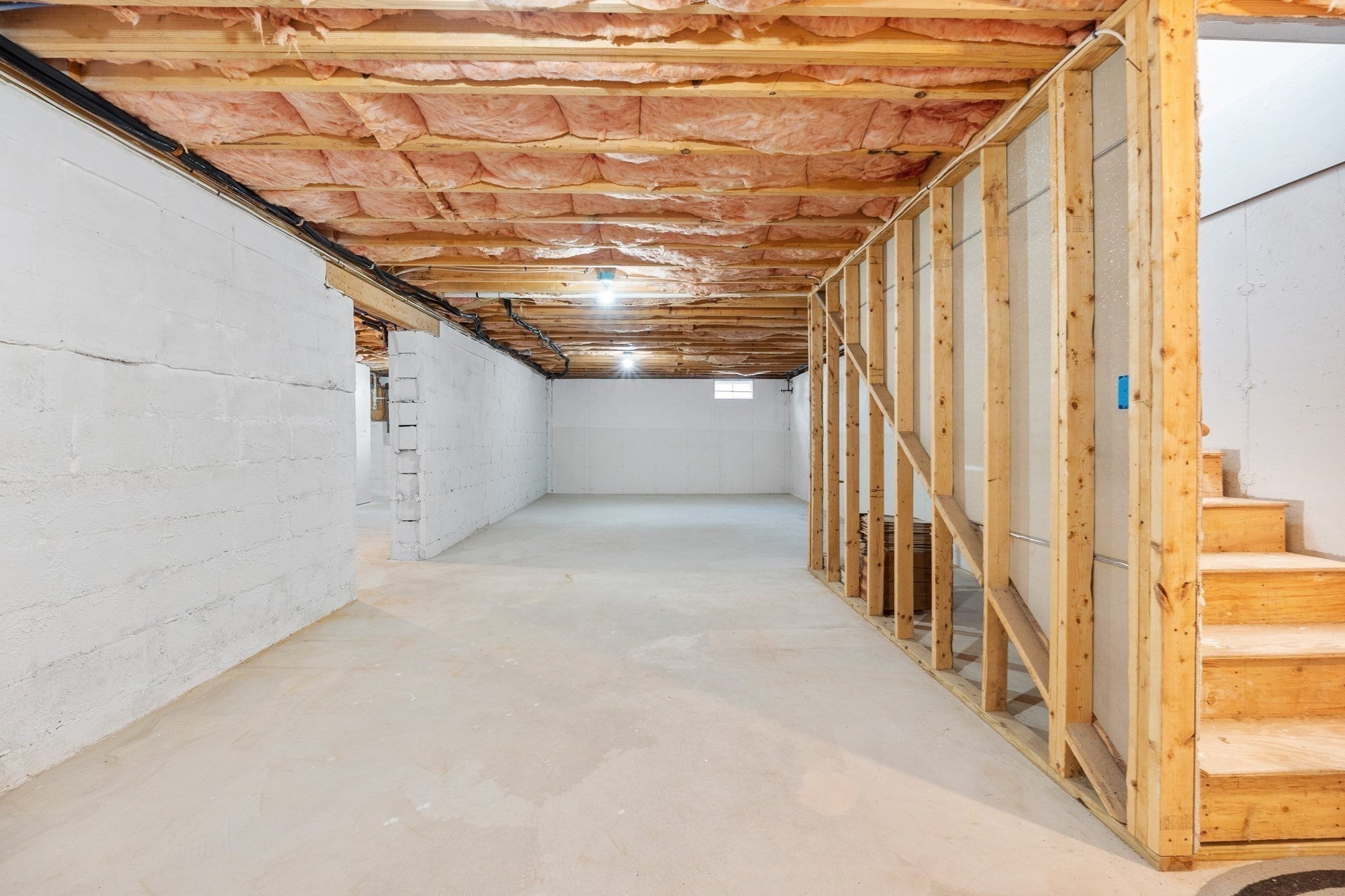 1300 Lakeview Avenue, Dracut, MA Photo #31