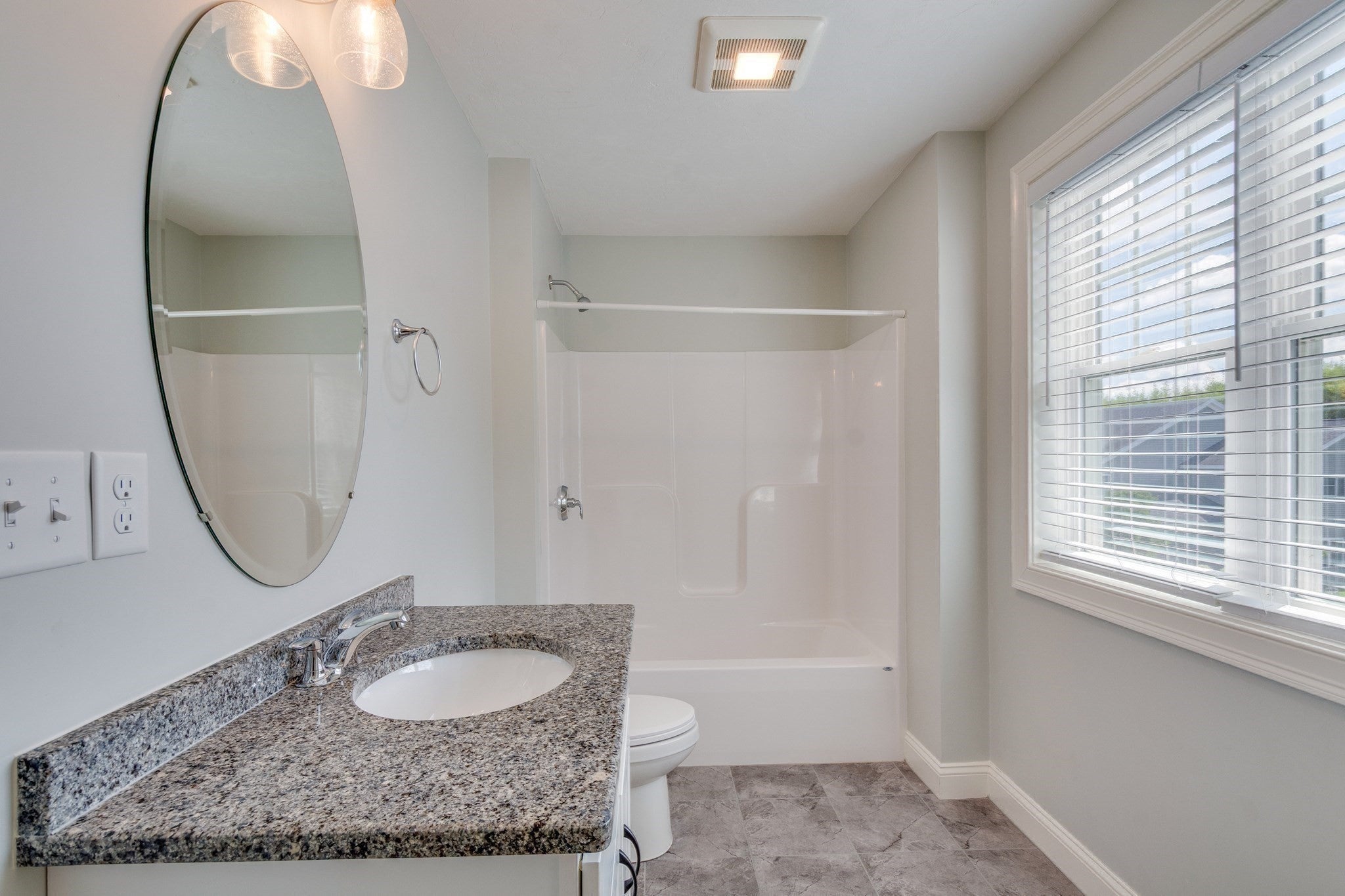 1204 Hazelwood Way #1204, Clinton, MA, 1204 Hazelwood Way #1204, Clinton, MA Photo #28