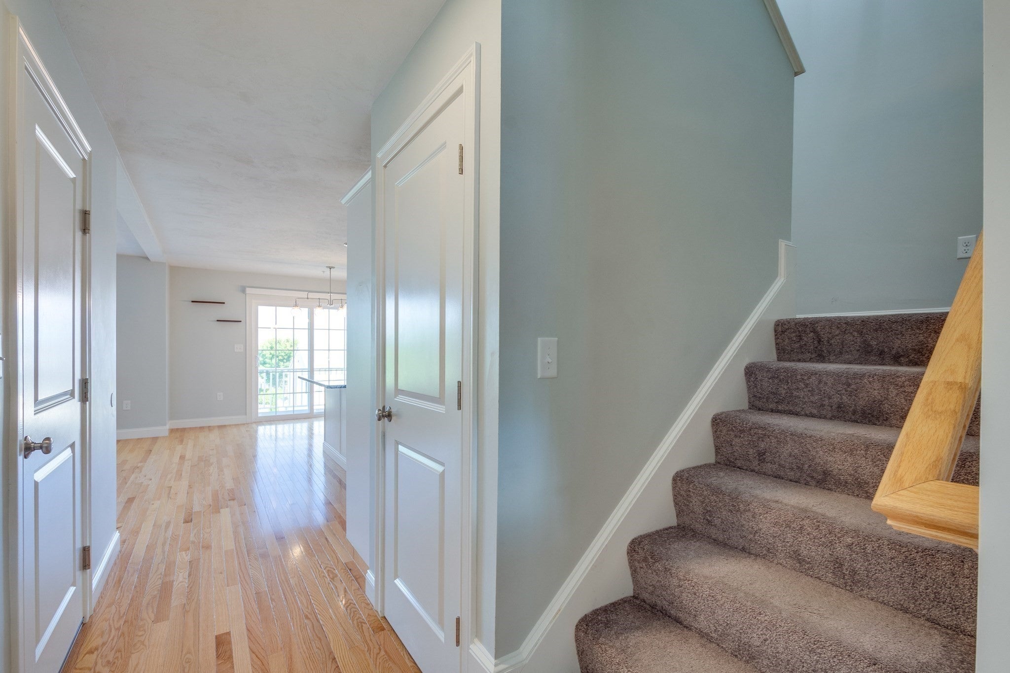 1204 Hazelwood Way 1204