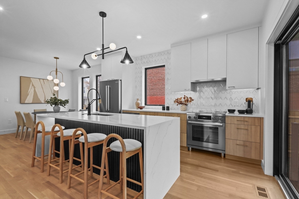 16 Bonair St 16