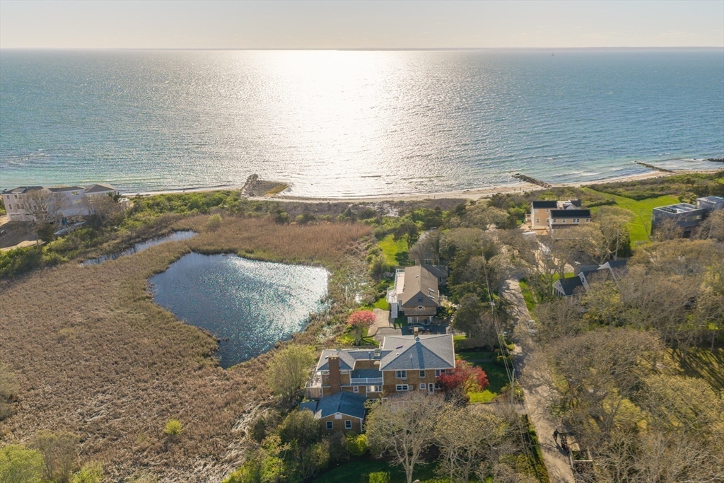 38 Nemasket Rd, Falmouth, MA Photo #2