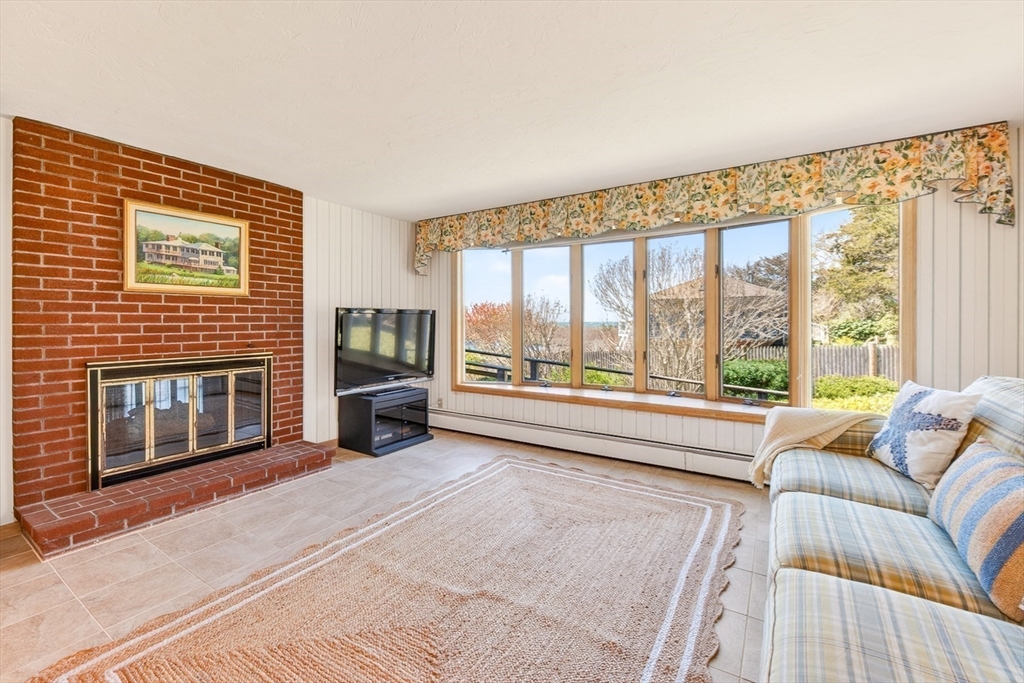38 Nemasket Rd, Falmouth, MA Photo #22