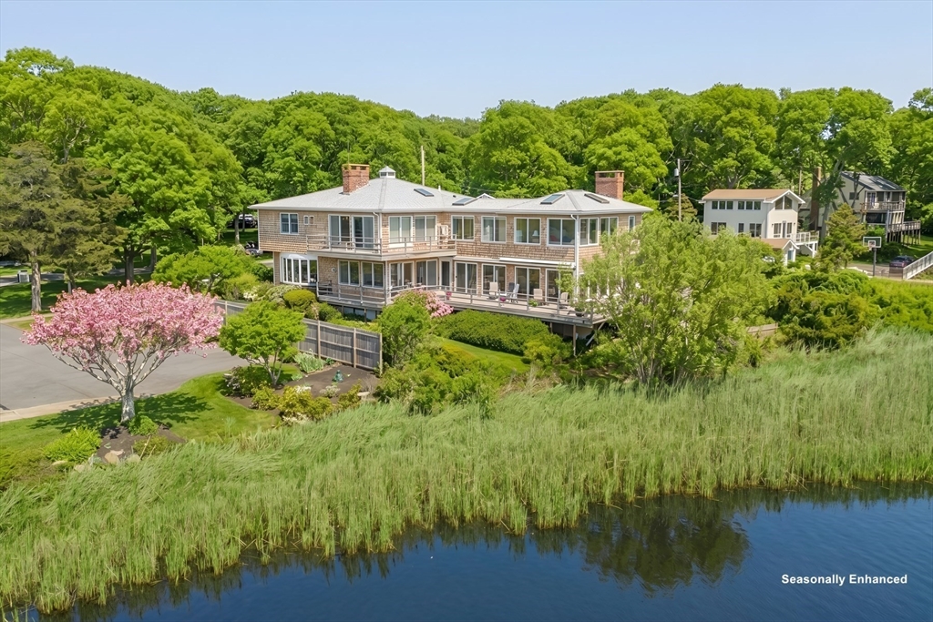 38 Nemasket Rd, Falmouth, MA Photo #3