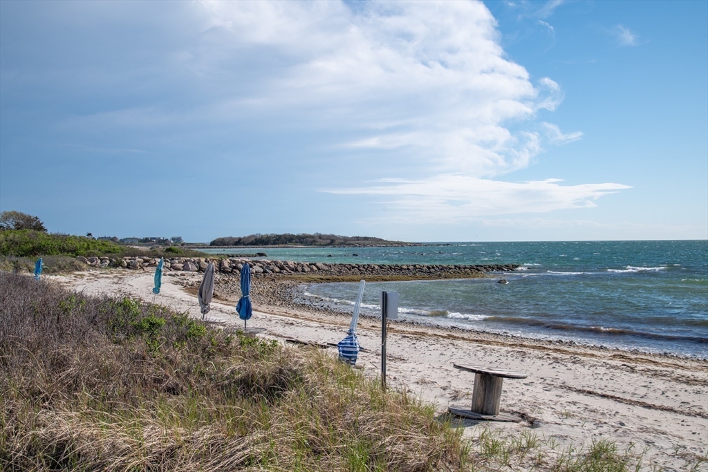 38 Nemasket Rd, Falmouth, MA Photo #8