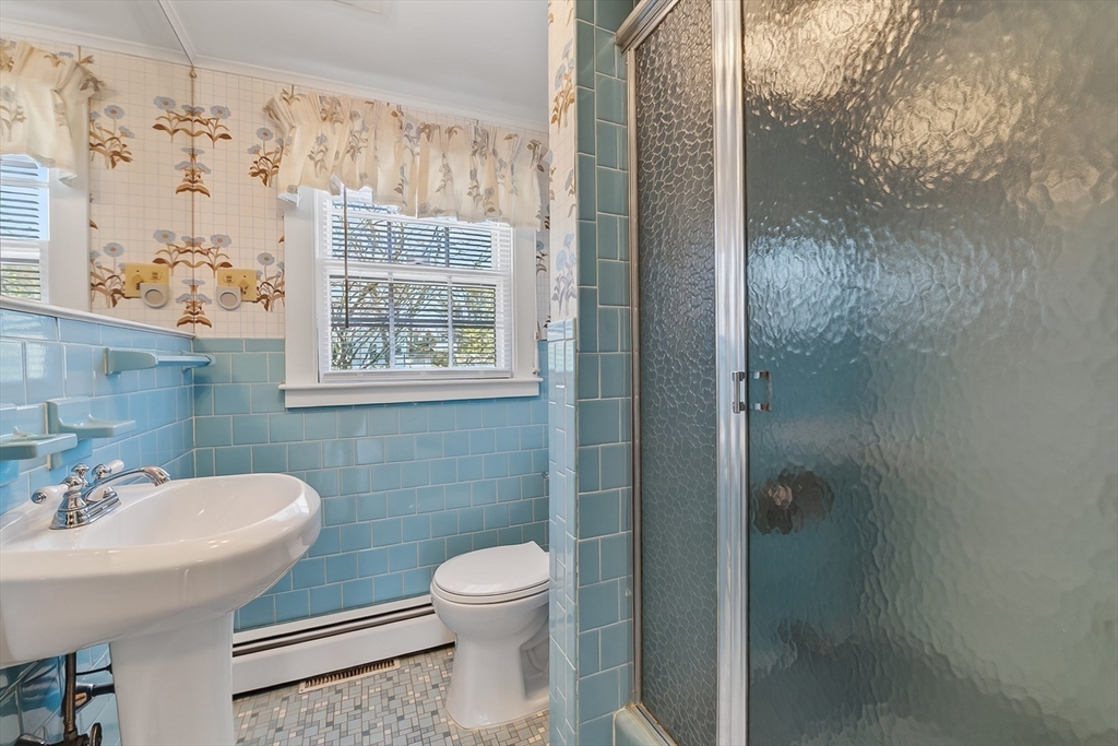 38 Nemasket Rd, Falmouth, MA Photo #23