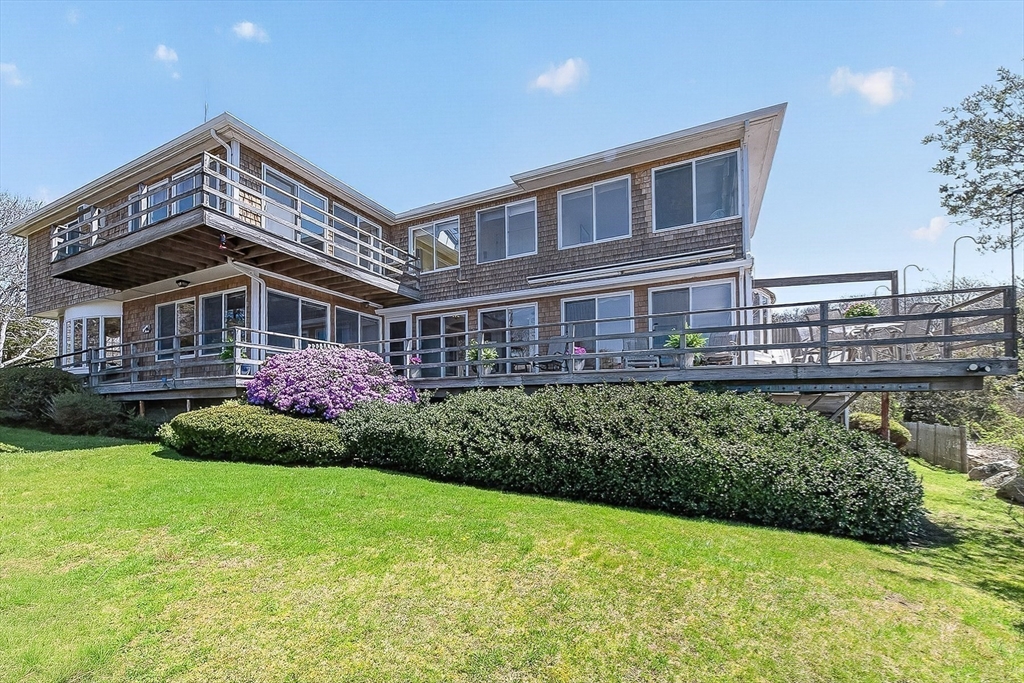 38 Nemasket Rd, Falmouth, MA Photo #9