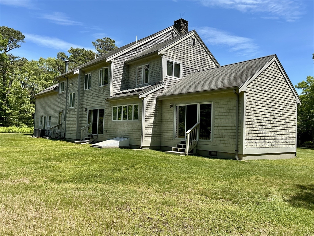 17 Heron Way