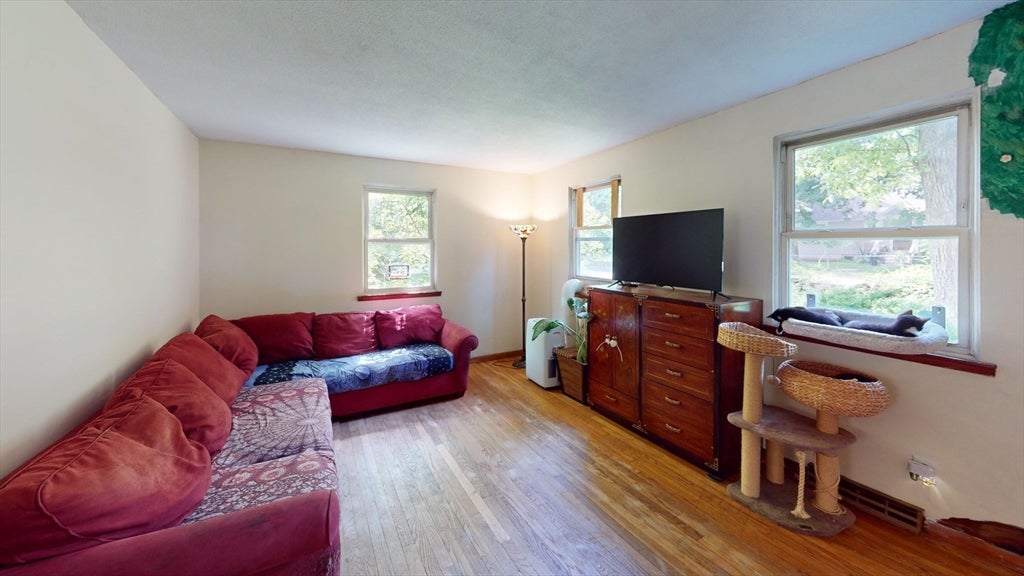 203 Lakeview Ave