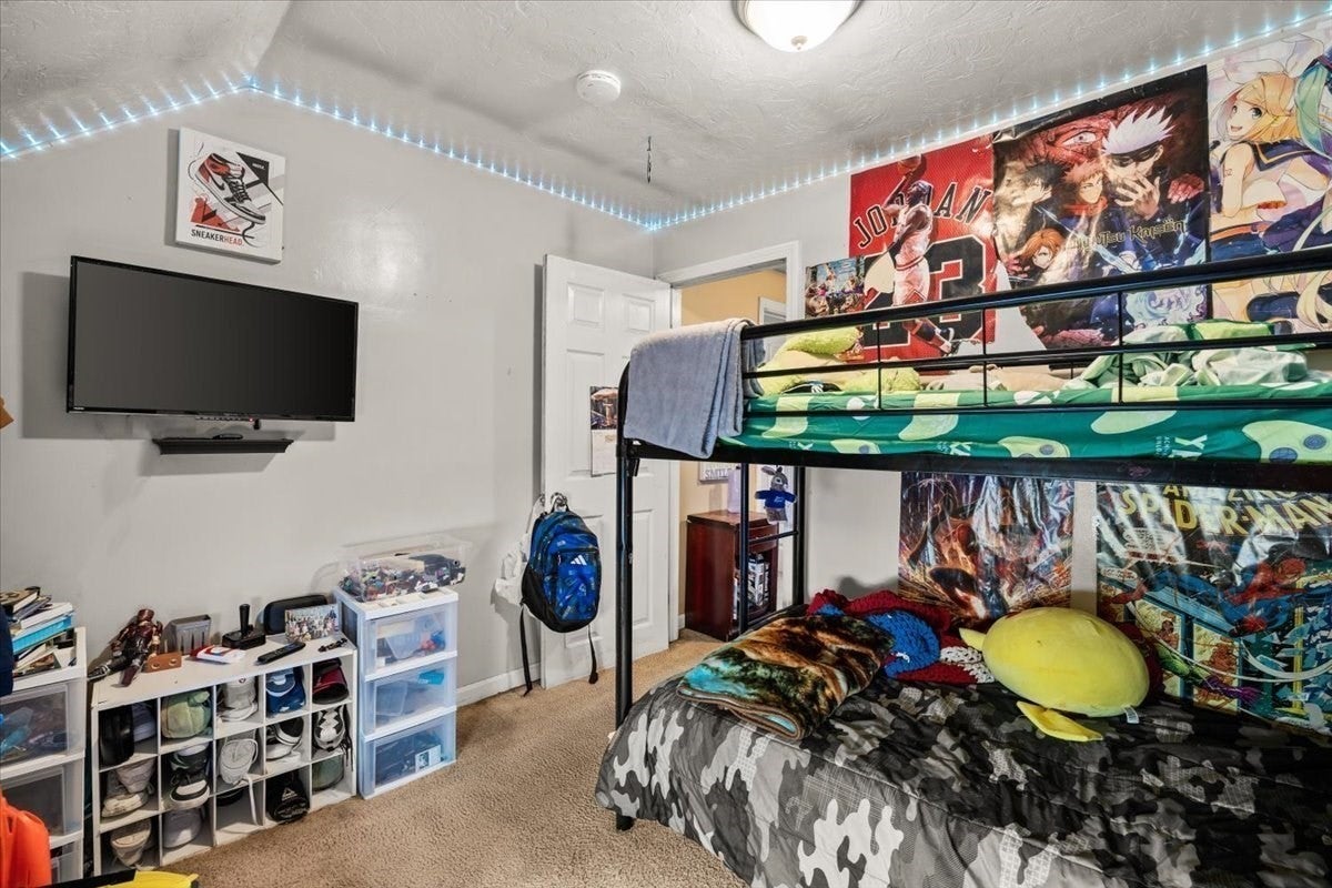 64 Oak St, Taunton, MA, 64 Oak St, Taunton, MA Photo #19