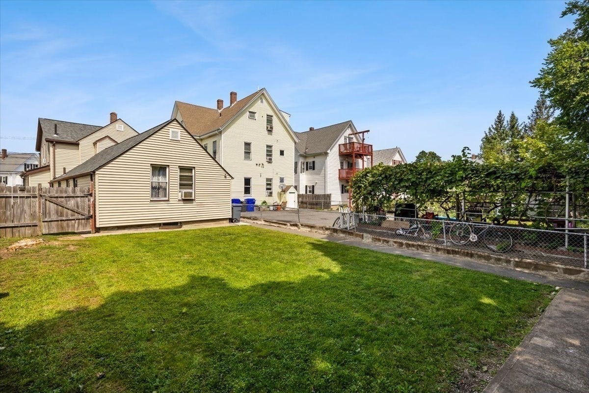 64 Oak St, Taunton, MA, 64 Oak St, Taunton, MA Photo #29