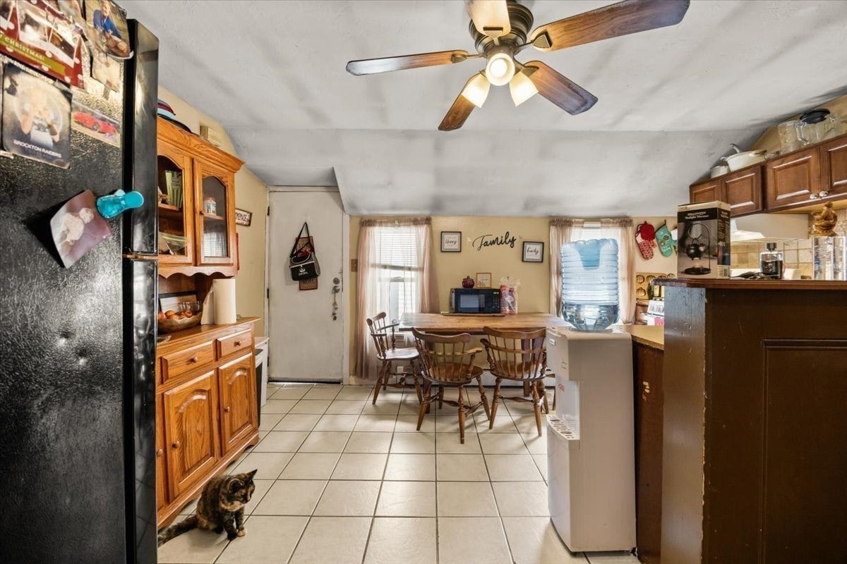 64 Oak St, Taunton, MA, 64 Oak St, Taunton, MA Photo #17