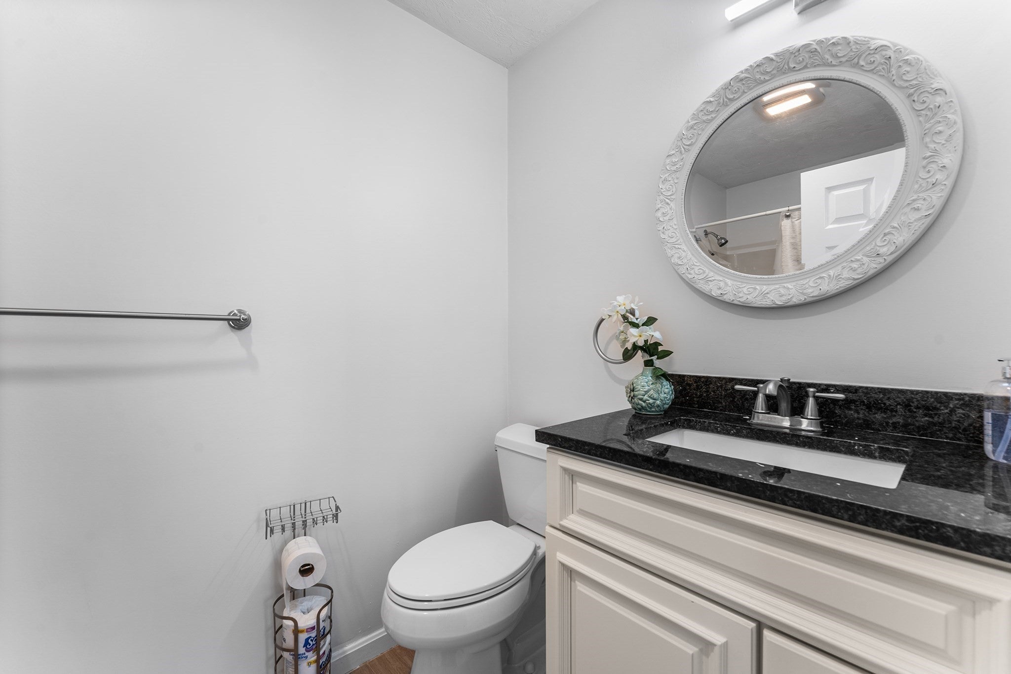 632 Washington St #A6, Braintree, MA Photo #17