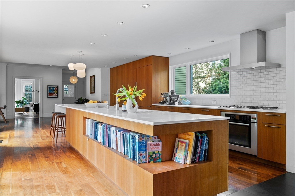 8 Greenough Ave