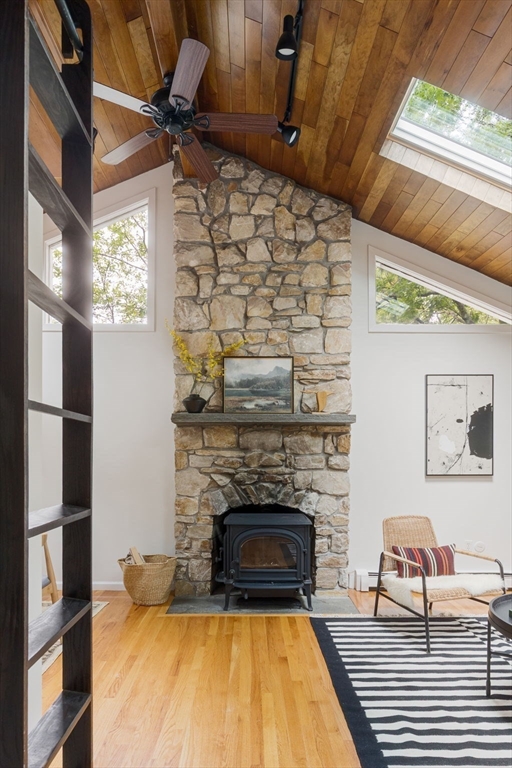 33 Everlyn Avenue