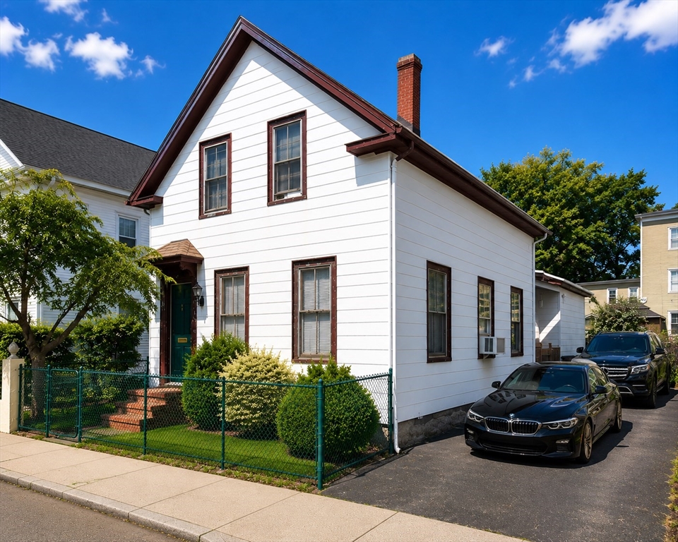 301 Salem St