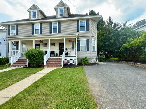 36-1/2 Pearl St 36H Milford MA 01757