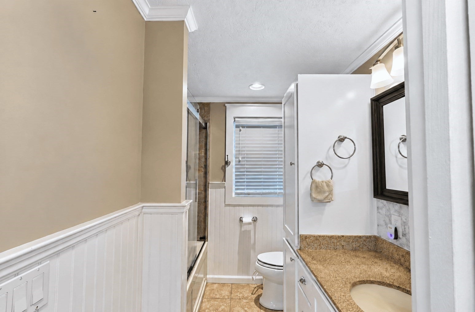 88 N Main St, Bellingham, MA Photo #18