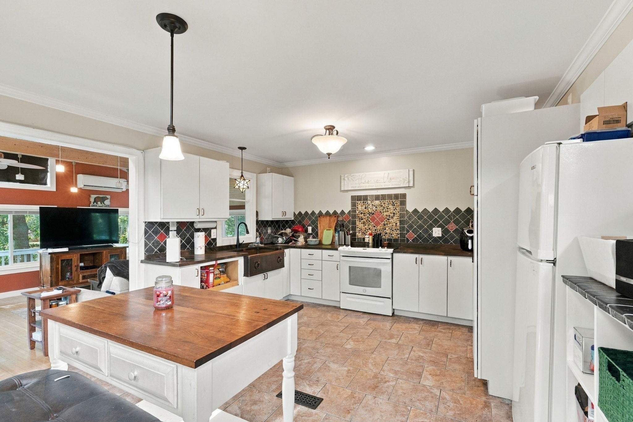 171 Crandall Rd, Tiverton, RI Photo #11